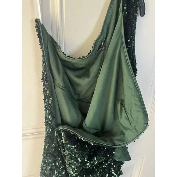 Lulus NWT Endless Luxe Dark Green Sequin Velvet One-Shoulder Mini Dress LARGE - Picture 10 of 13
